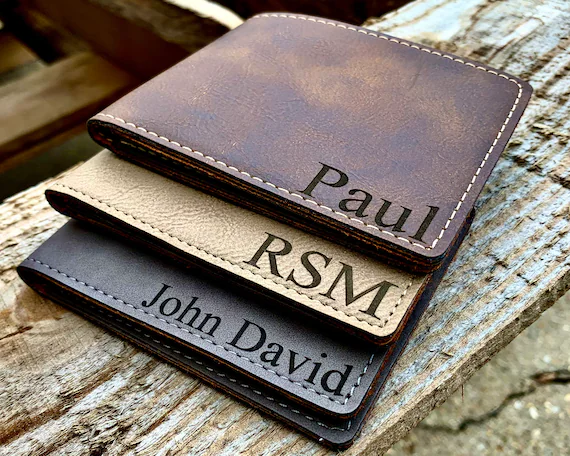 Personalized Leather Wallet as a gift for Valentine's Day